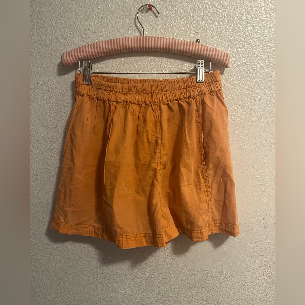 New Free People Size Small Orange Shorts with Pockets